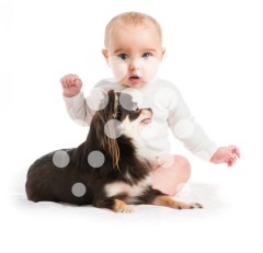 BebÃ© con su perrito